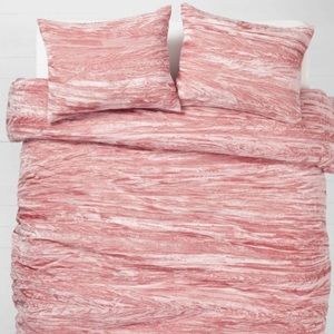 NWOT Velvet Duvet Set Twin XL Dusty Rose Dormify